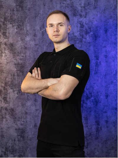 Чорний