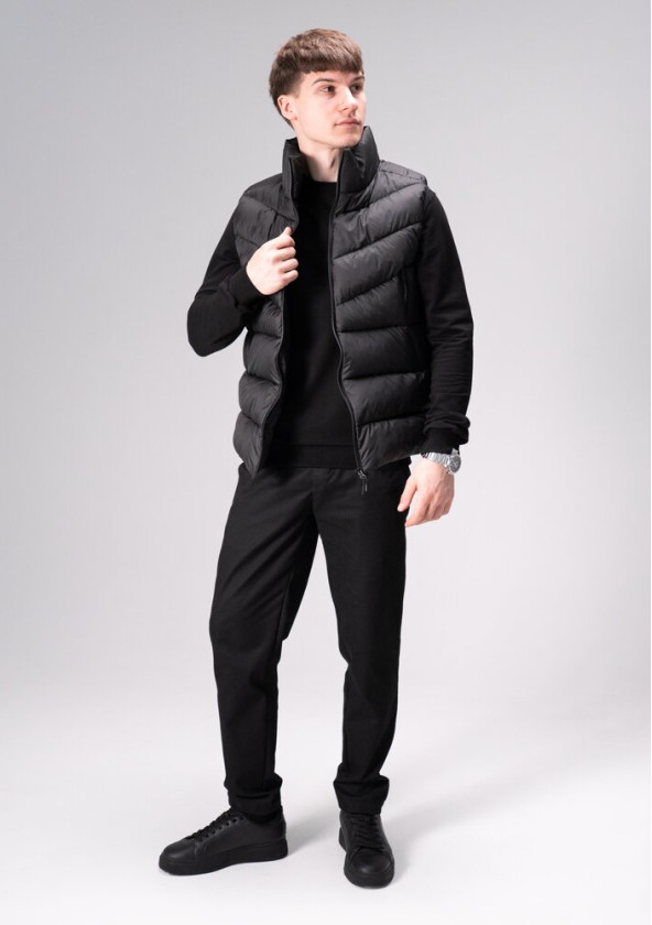 Недавно просмотренные Комплект: Жилет Pobedov Puffer + Свитшот 001 + Брюки Pobedov Step Черный