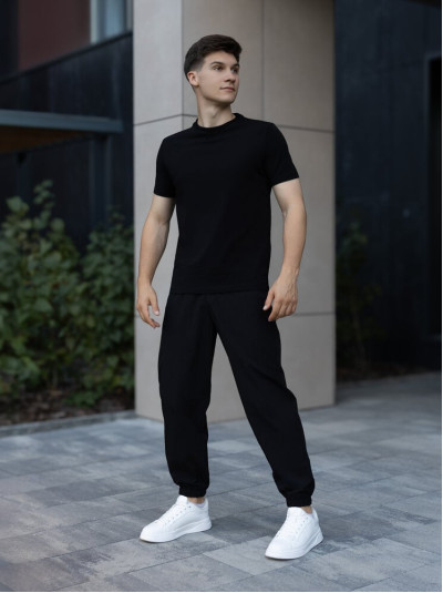 Чорний